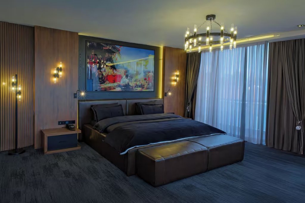 King suite
